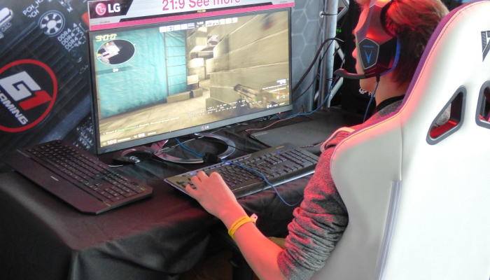 推荐一款”冲关游戏开挂神器”详细开挂教程